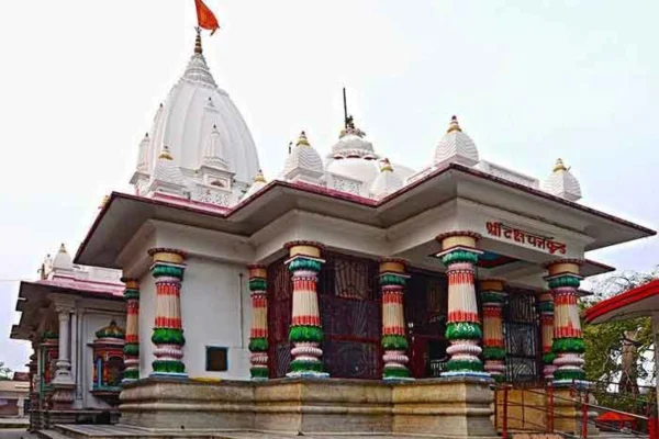 हरिद्वार के प्रसिद्ध मंदिरों की यात्रा:एक व्यापक गाइड