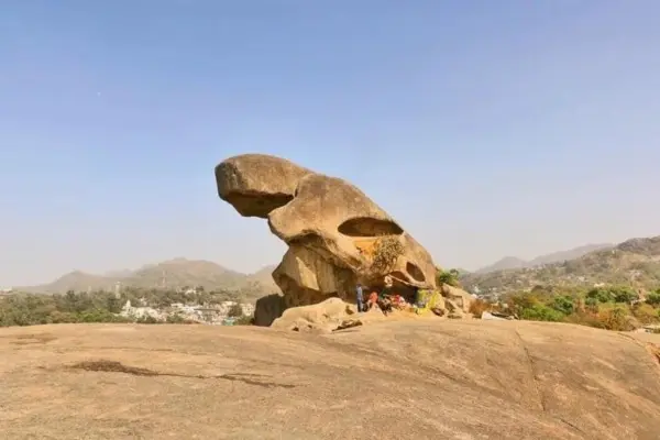 राजस्थान के हिल स्टेशन माउंट आबू के 6 शानदार आकर्षण जो आपकी छुट्टियों को खास बना देंगे!