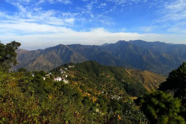 Uncovering the Rich History and Natural Beauty of Lansdowne