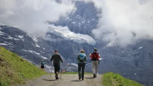 उत्तराखंड में 7 बेहतरीन ट्रैकिंग रूट्स